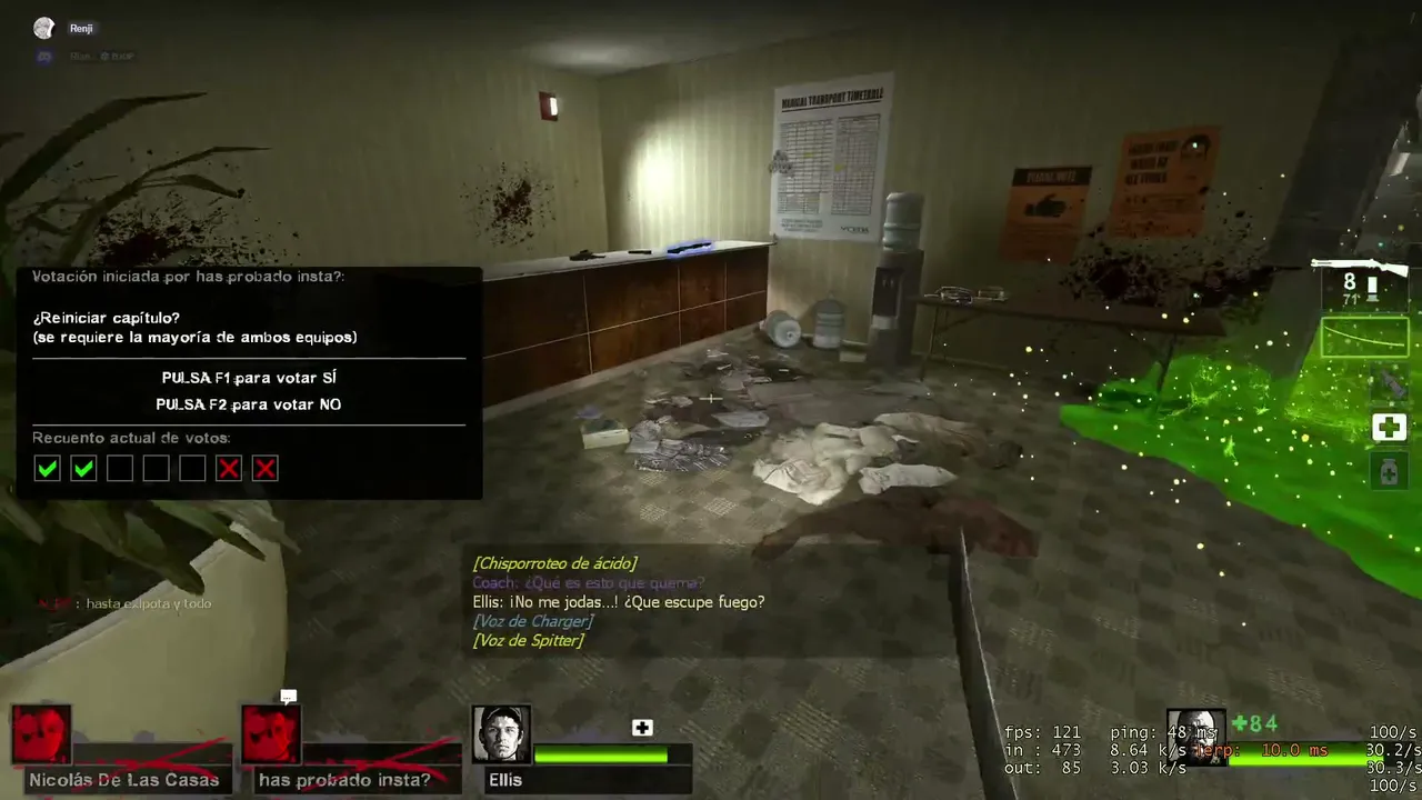 Jugando su Left 4 dead 2 con especiales