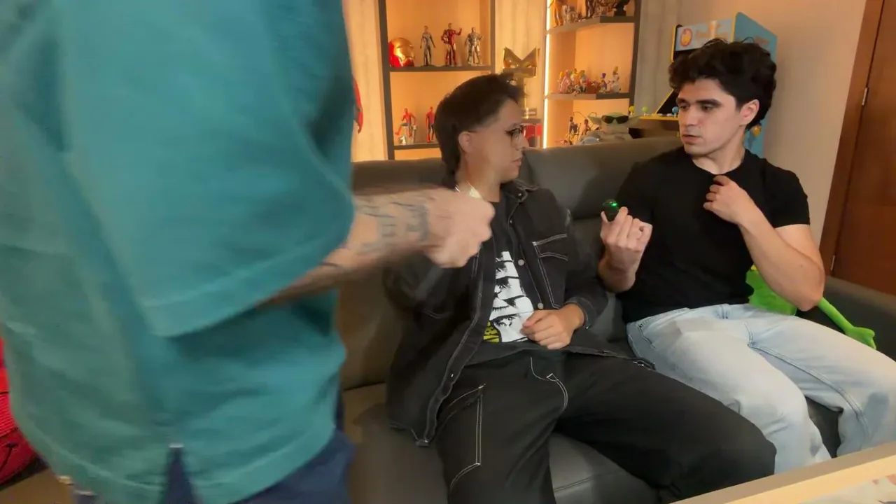 CASA DE LOS FORZADOS DIA 2🥸 GYM??🤣COMPRANDO COSAS PARA LA PEDA🤠CHUPI CON SEÑOR GUARNIZO😶‍🌫️