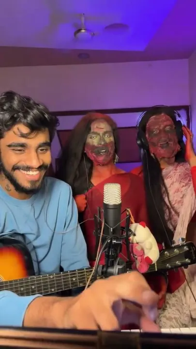 Live Singing Hindi Songs