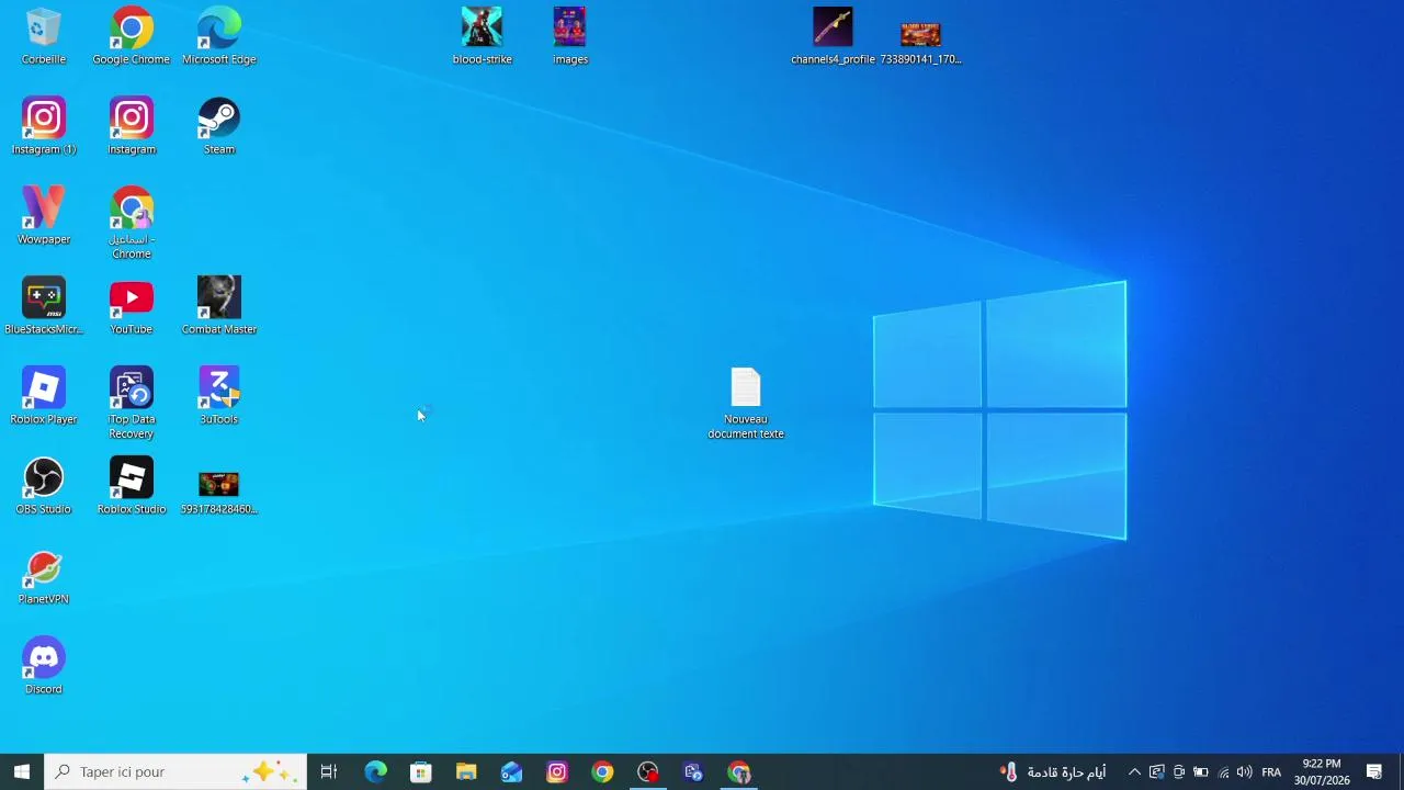 هروب من دودة مخيفة（⊙ｏ⊙）✔roblox