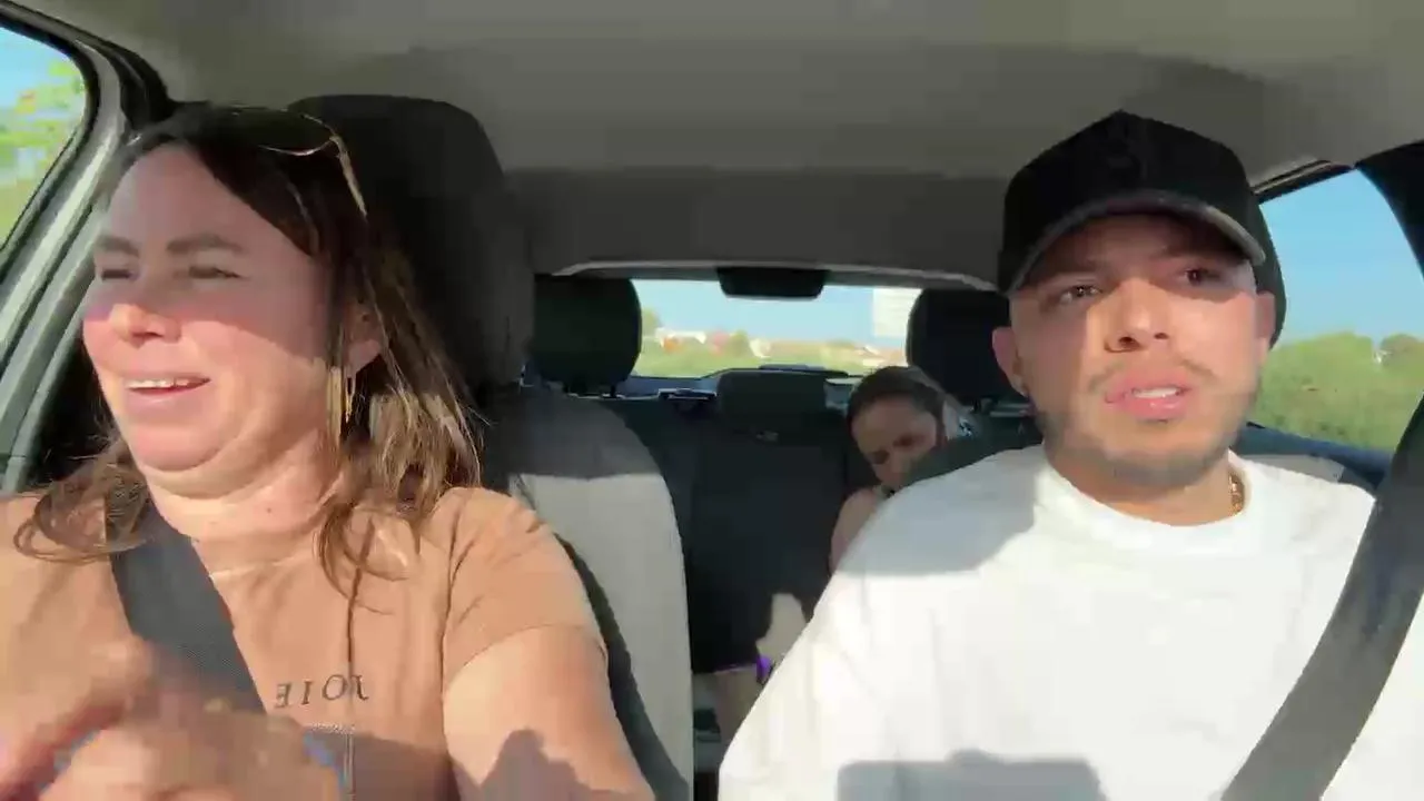 IRL LLEGANDO A ESPAÑA. CON LA FAMILIA. POCA SEÑAL EN LA ZONA.