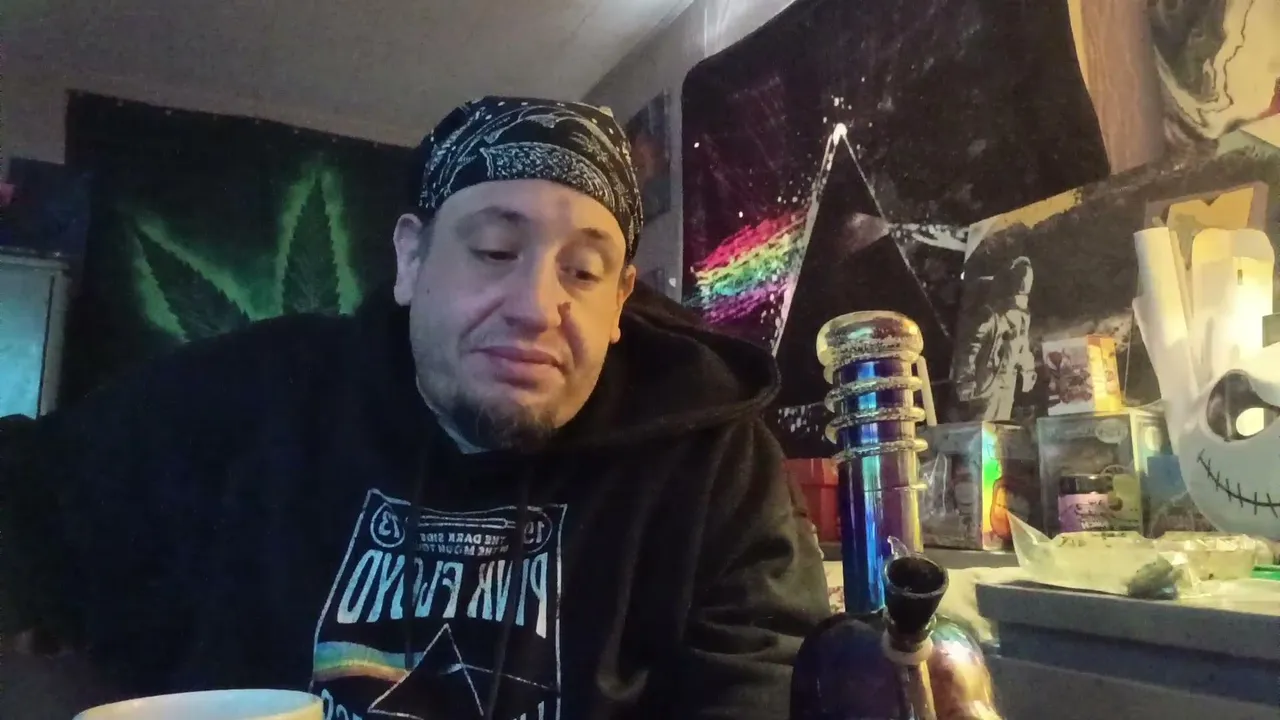 TGIF!!HYPE⚡BNW EZzz UP!  SMOKE 💯🔥💣!!!🎯 BONGS, AND DABS 😜💥💣 💯DOnATE!SUb! HYPE