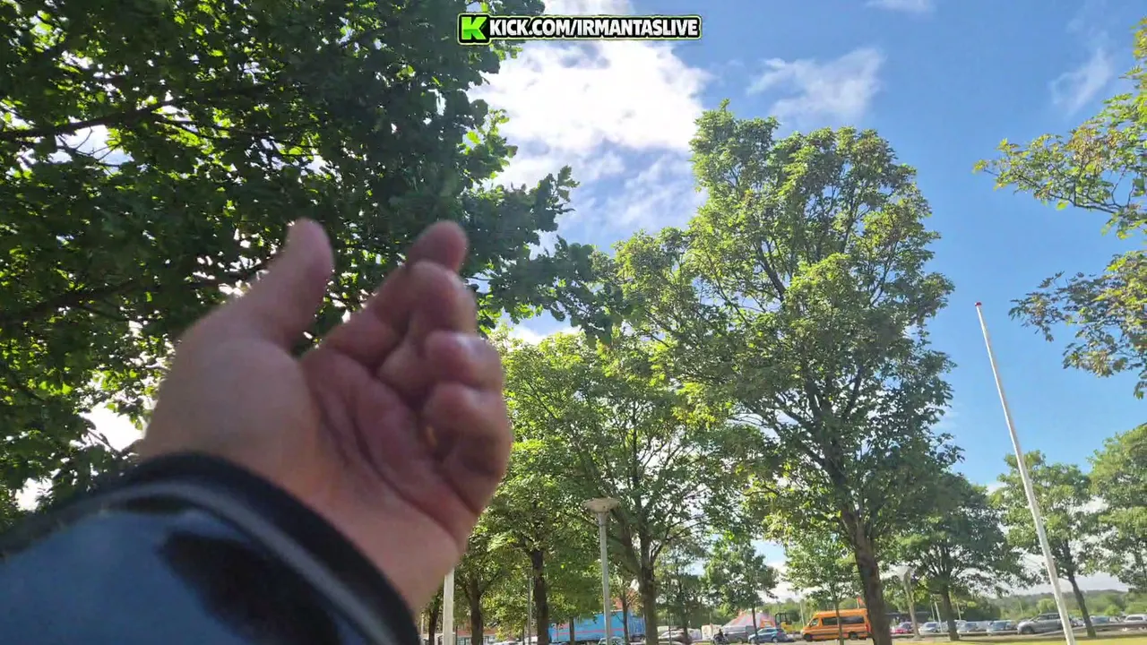 Pirmas Live Vazuojam meskeres pirkti