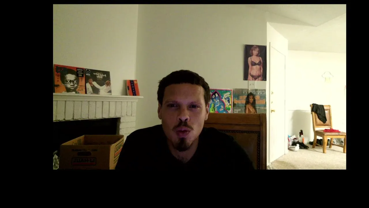 CARLITOZ FREE, TUNE IN