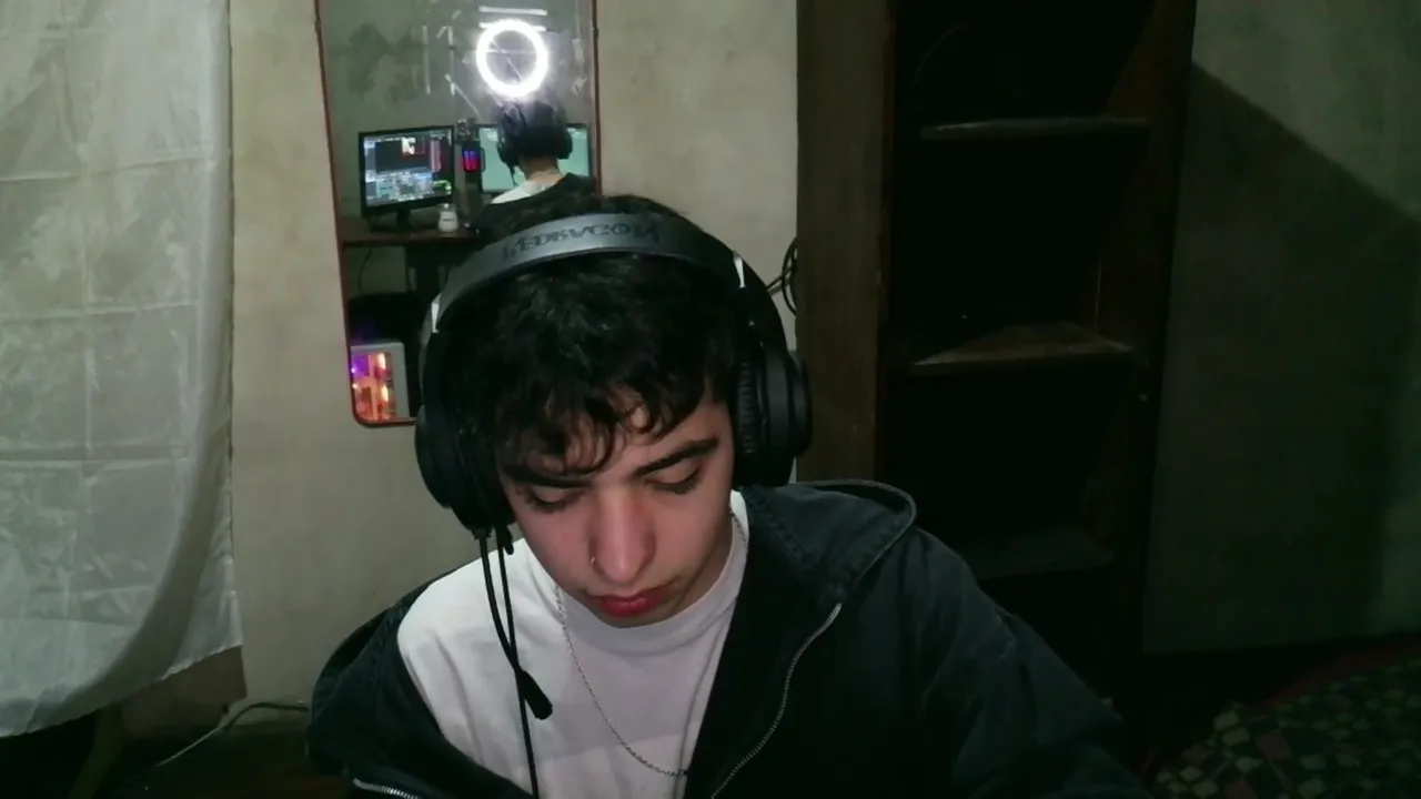 Streamer promesa: Un poquito de Variedad