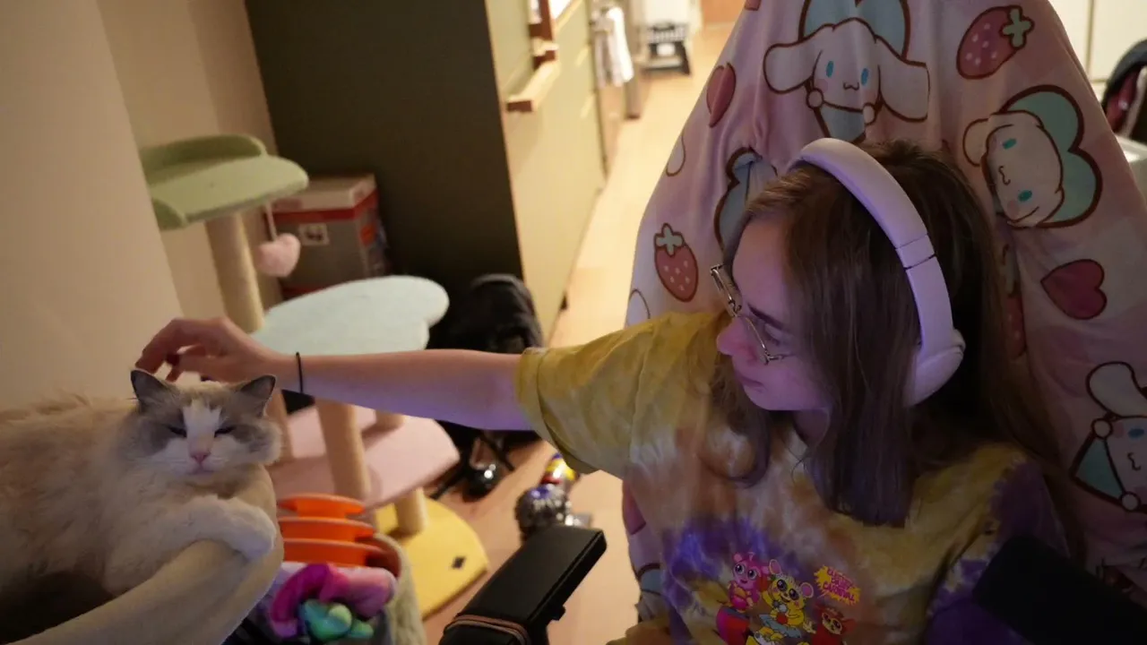 hey ^-^ !stake !socials !discord