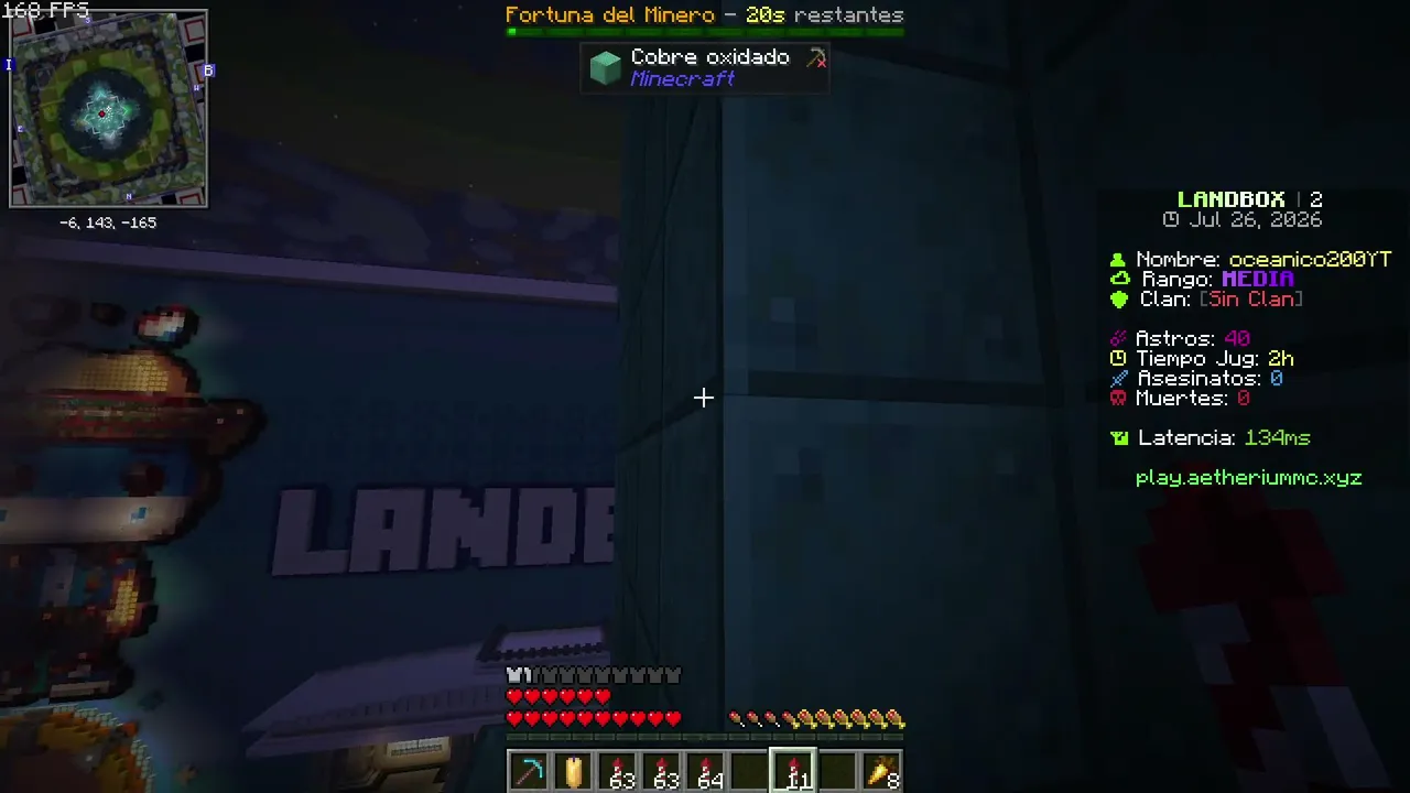 JUgando minecraft
