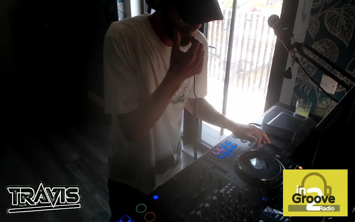 In 2 Groove radio Live NOW!