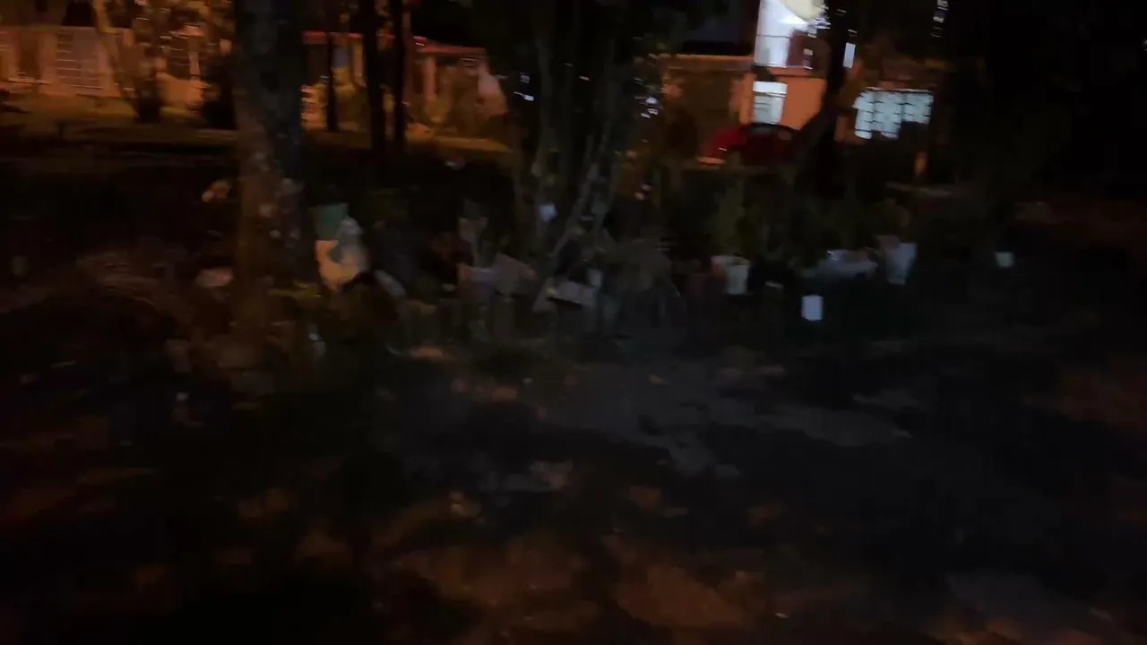 PARCHANDO POR EL BARRIO