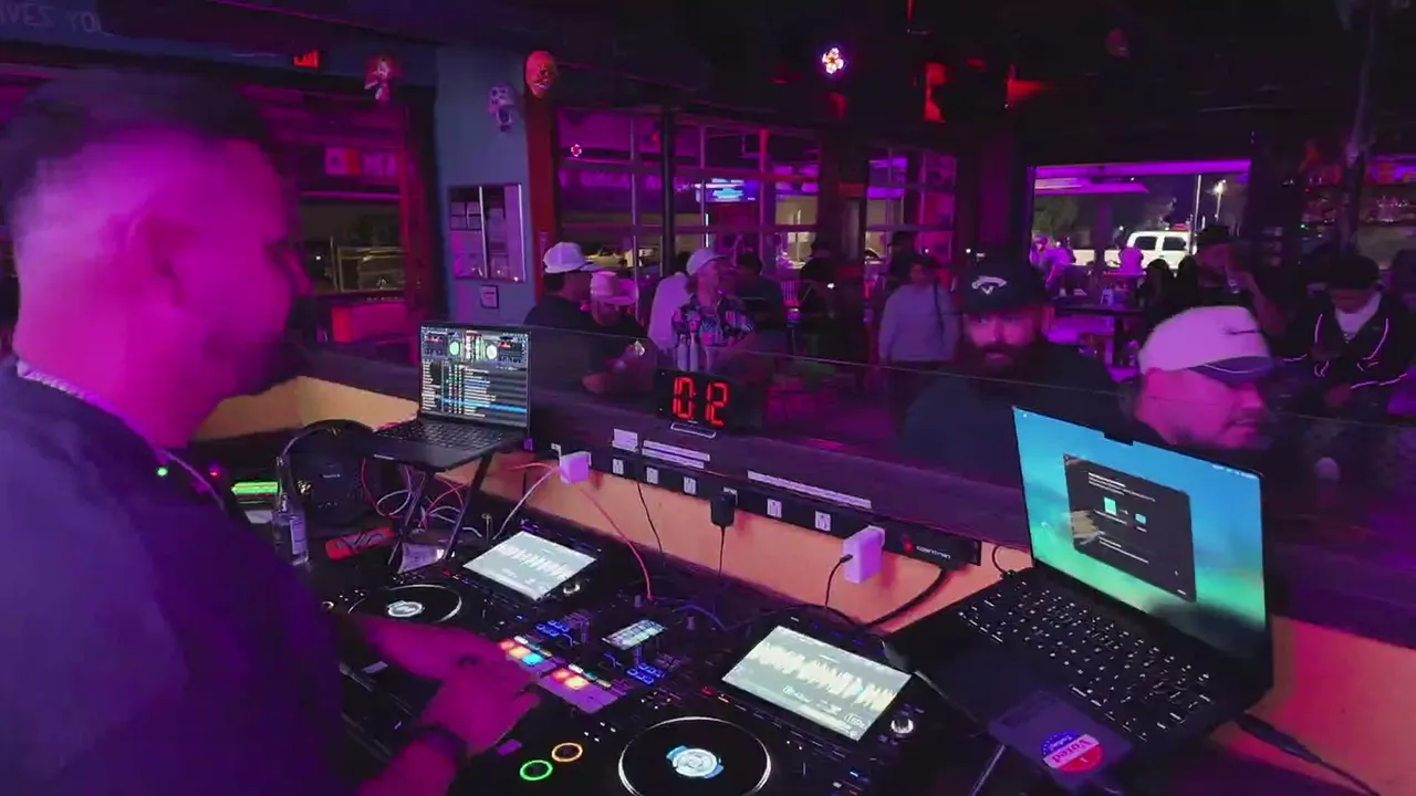 Shutitdown live!