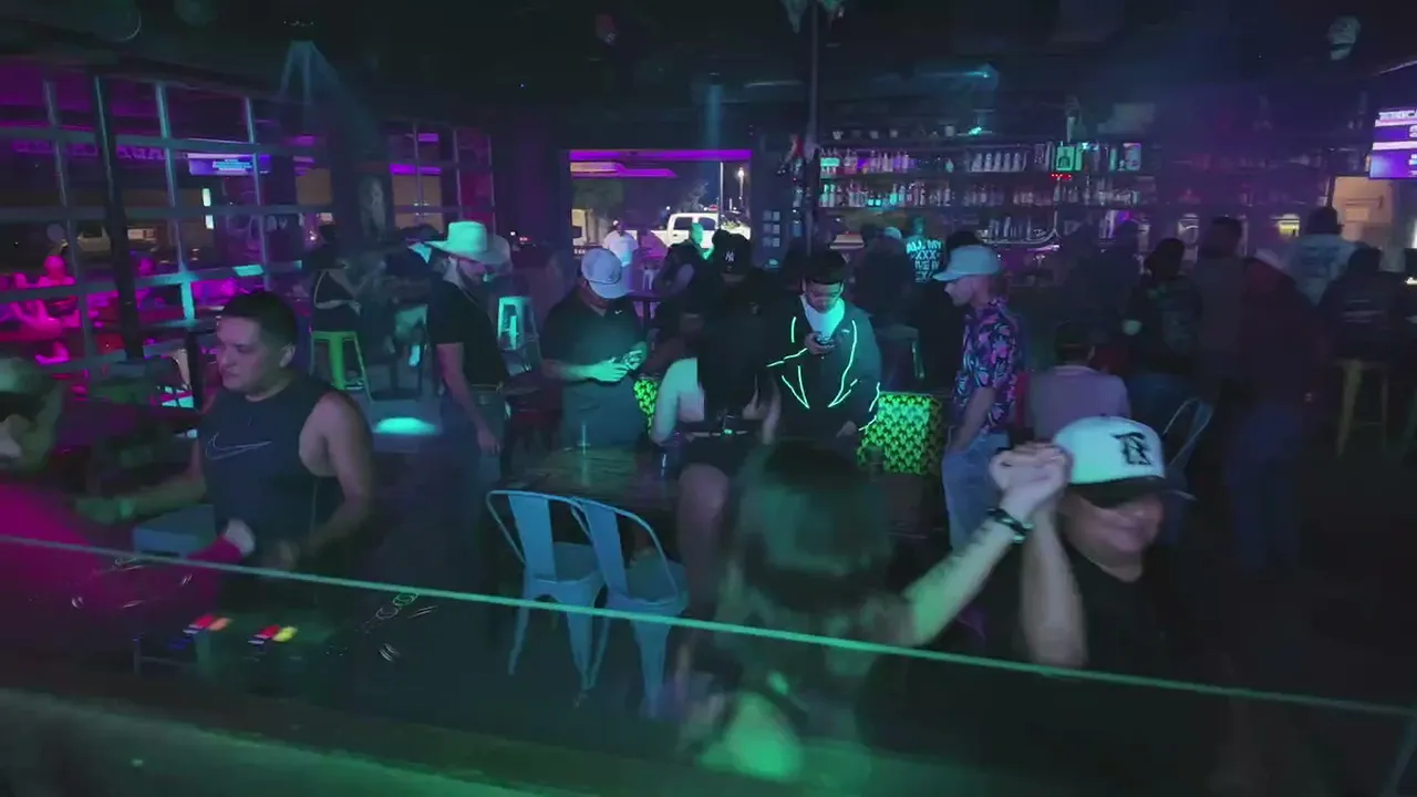 Shutitdown live!
