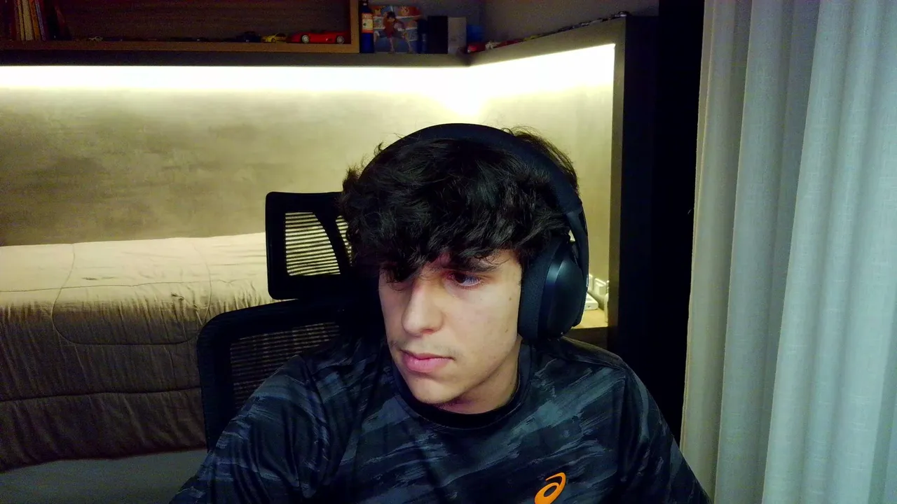 recomeçando. Live todo dia até pegar 100 views tmj