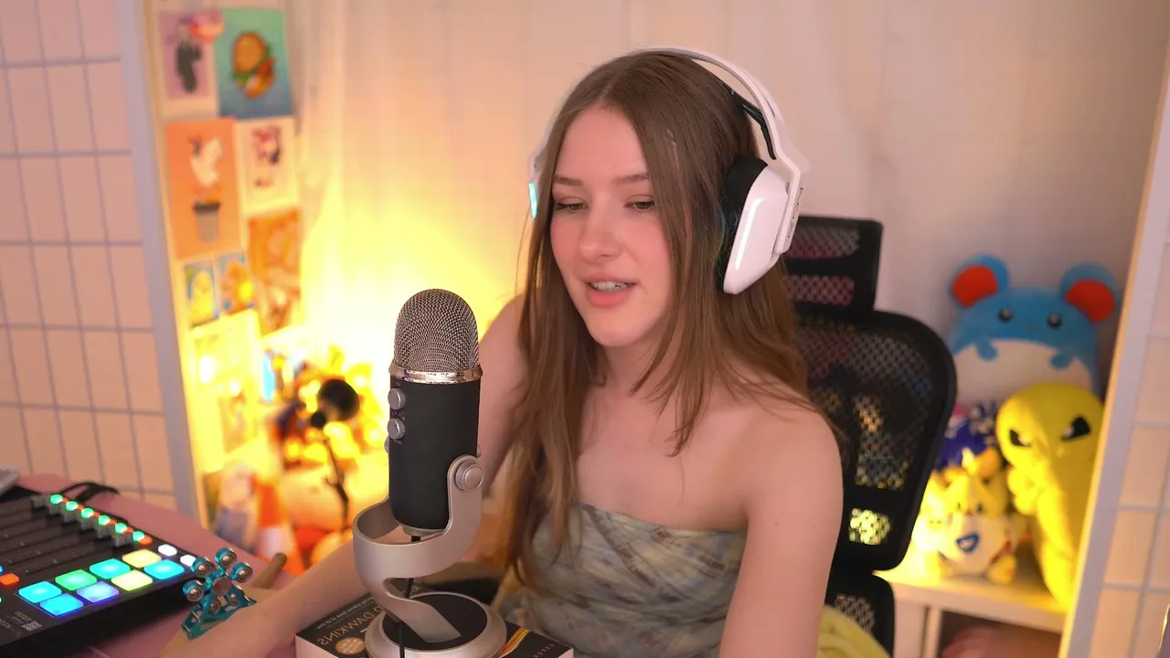 ACTUALLY LIVE ASMR