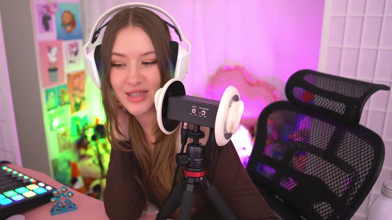 ACTUALLY LIVE ASMR