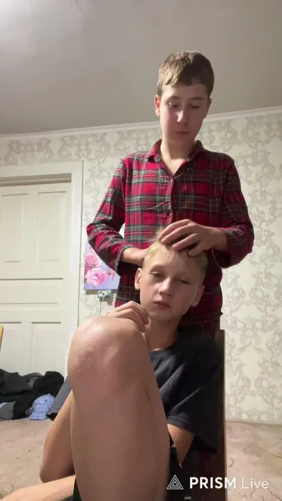 на 10 онлайна пригаю в камеру