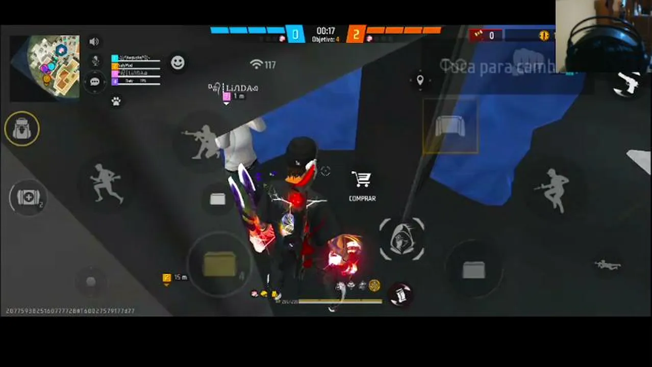 jugando frefire  y coversando