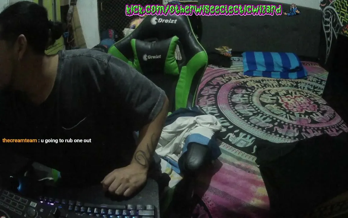 reactin to Deepak's India prison event!!!!! TAKE THE L ARGENTINA!! help me get to 2k followers!