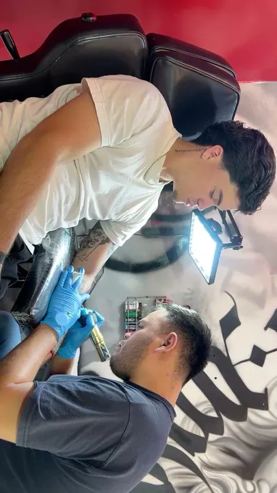 Acompañenme a tatuarme