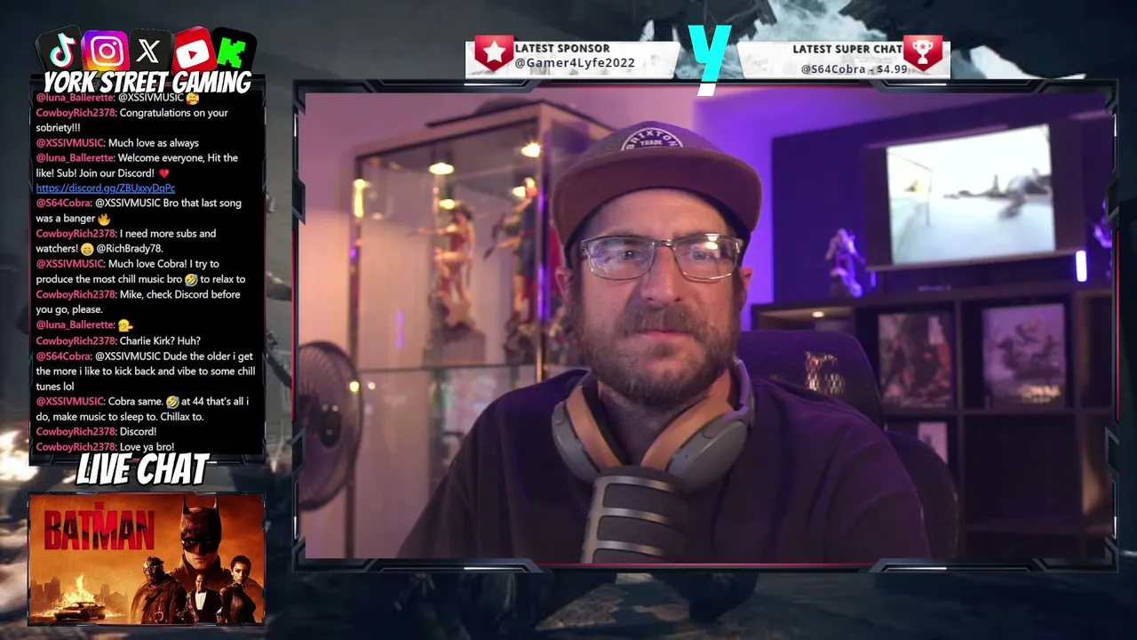 Game Developer Plays Apex Legends