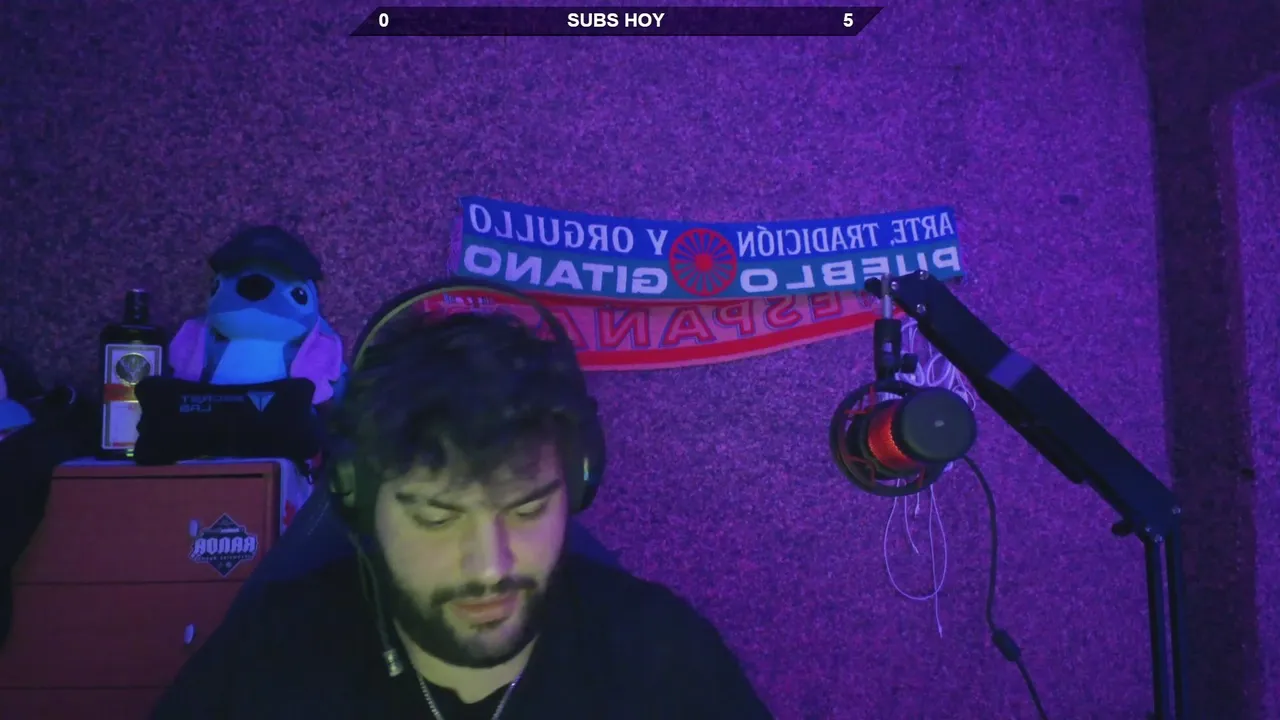 +18 Entrando a Brutal Arena a ver quién es el primero en ragear 🤫 !redes !ig !memide !no