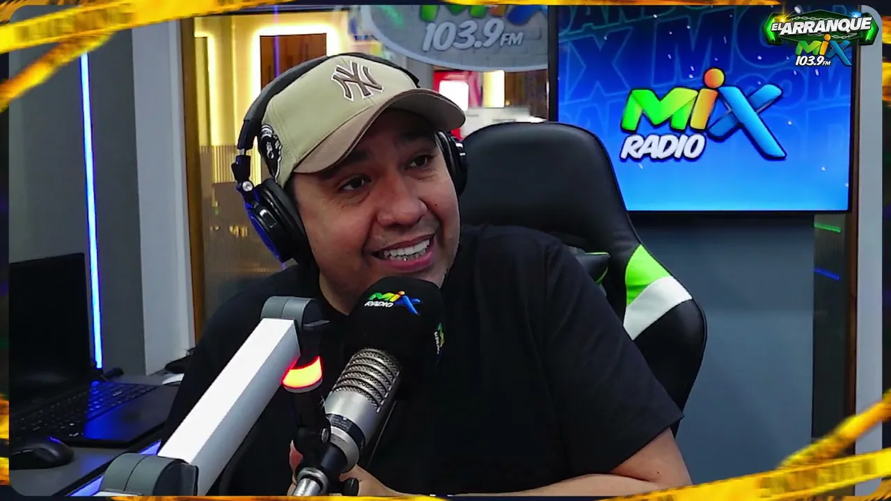 Live - Mix 103.9 Fm