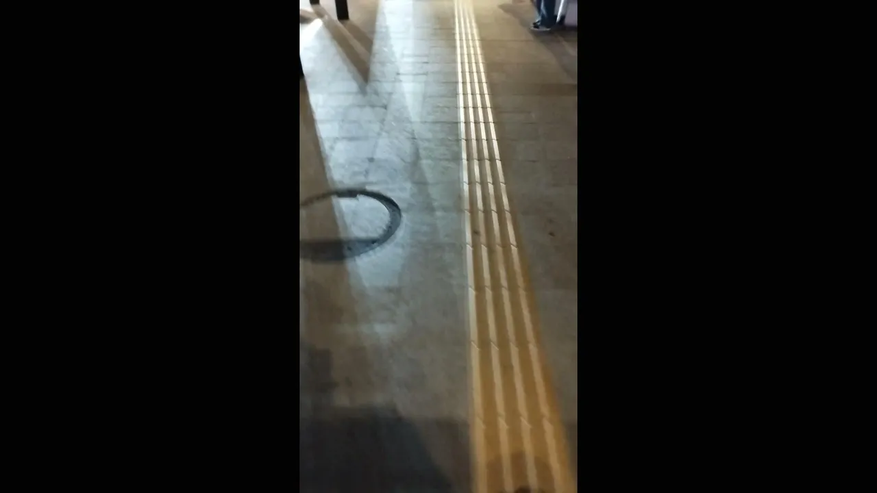 ブラックで働くしかない仕事探す