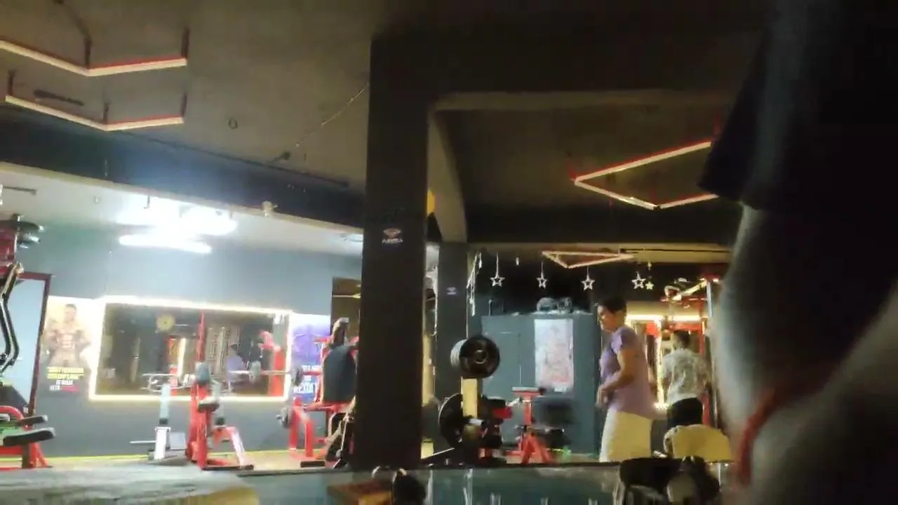 Pure Energy & Fitness Vibes 🏋️‍♂️ | Live Workout"
