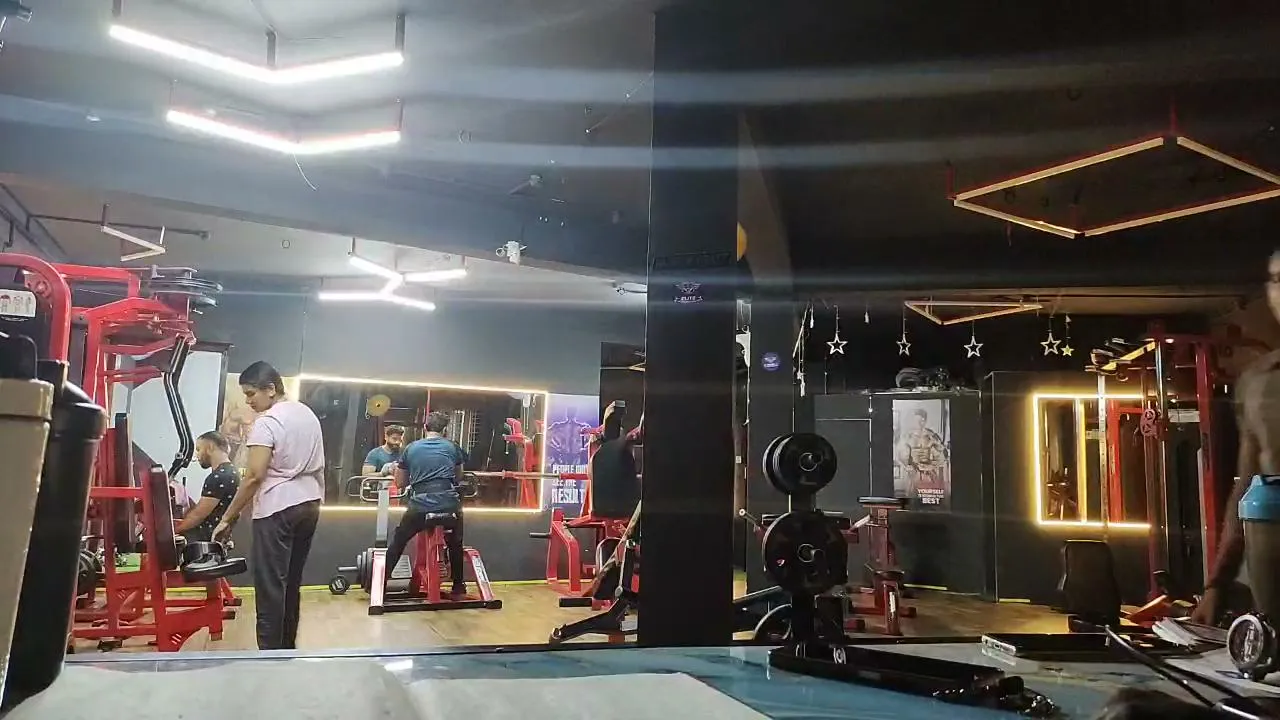 Pure Energy & Fitness Vibes 🏋️‍♂️ | Live Workout