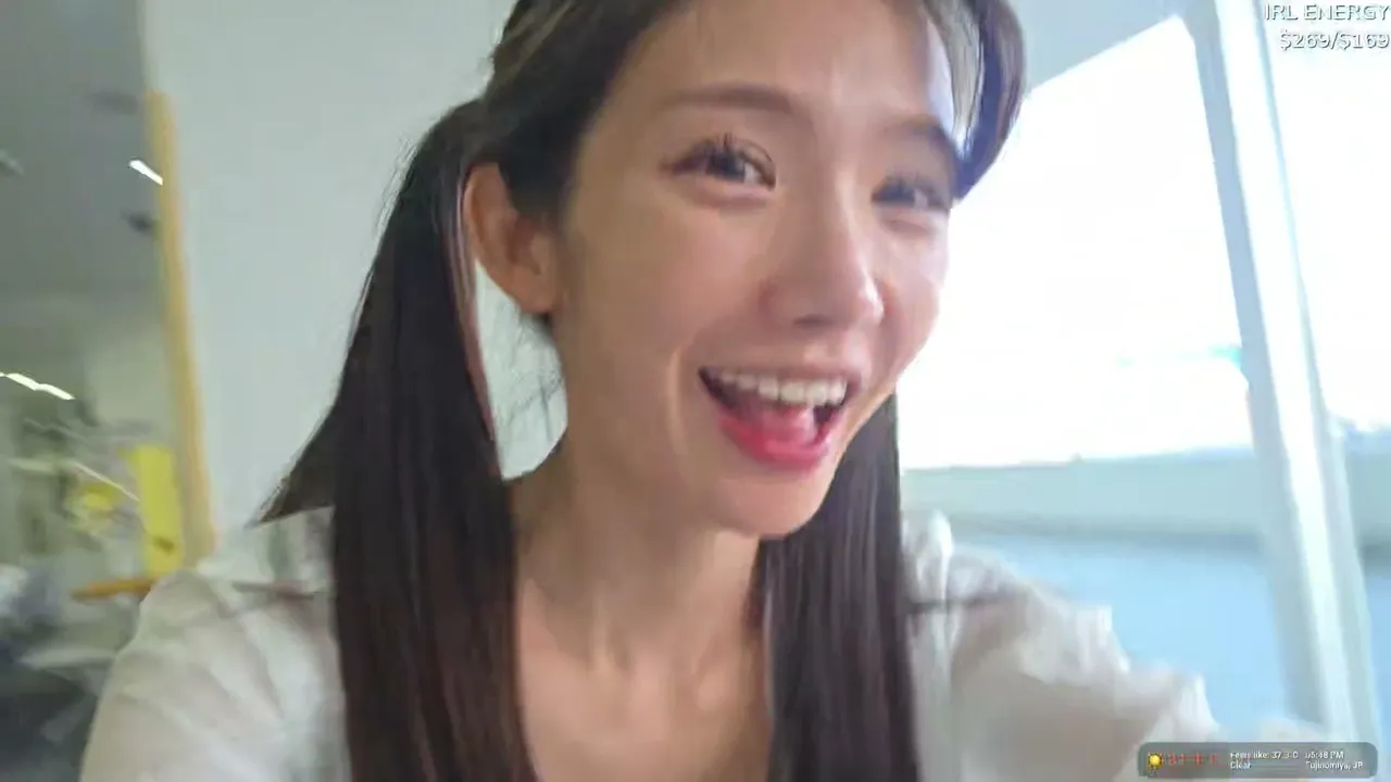 JAPAN/ GIRL SOLO MT FUJI⛰️😱 (TTS= $1 / 100bits)