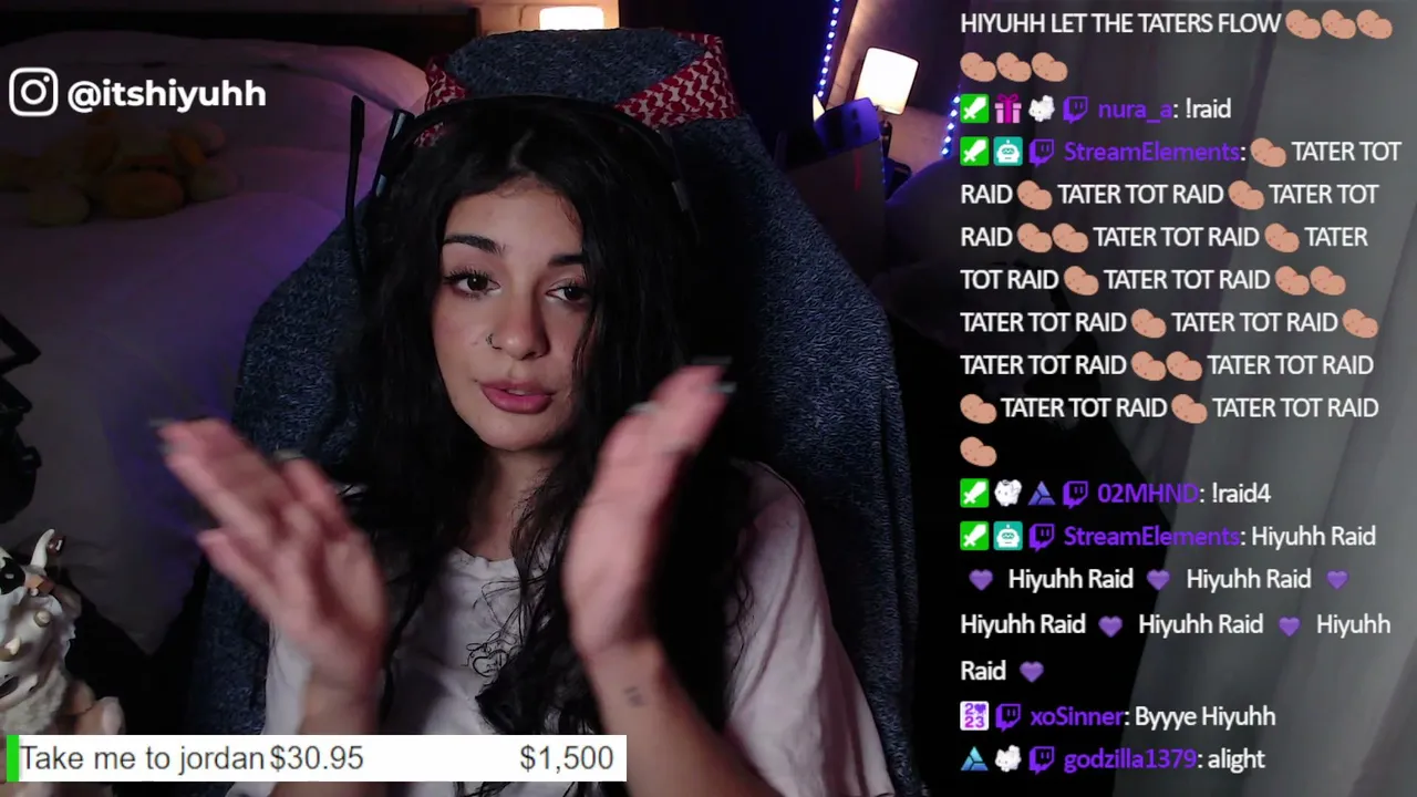 (Twitch chat only) stream is back on <33 !wooting !cc !riotbuddy | [ENG/AR] | !wishlist !specs !drops