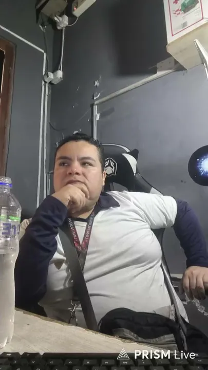 TENGO 02 LAN CENTER Y??