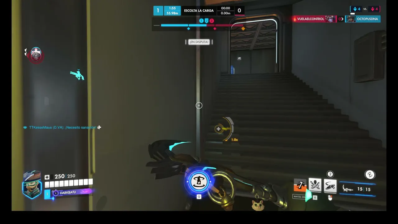 Jugando OverWatch un rato