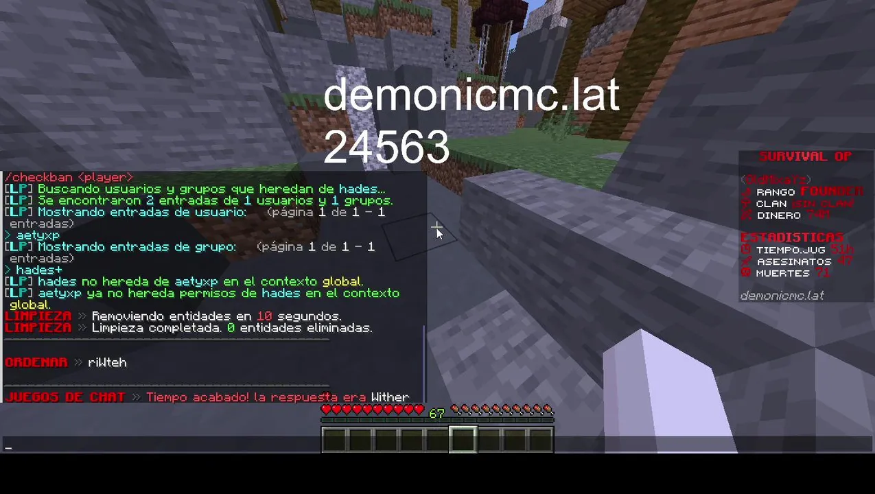 Jugando mi server DemonicMC.lat
