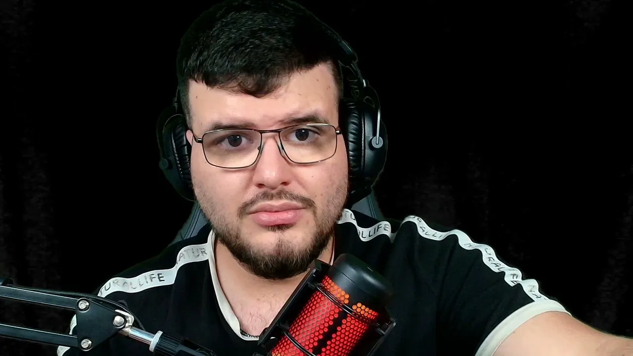 TEMOS UM IMPOSTOR ENTRE NÓS!