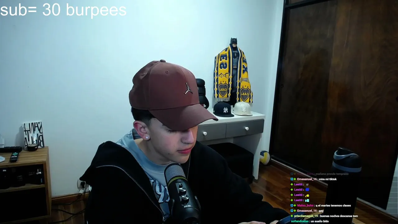 VOLVI AL STREAM, HOLA