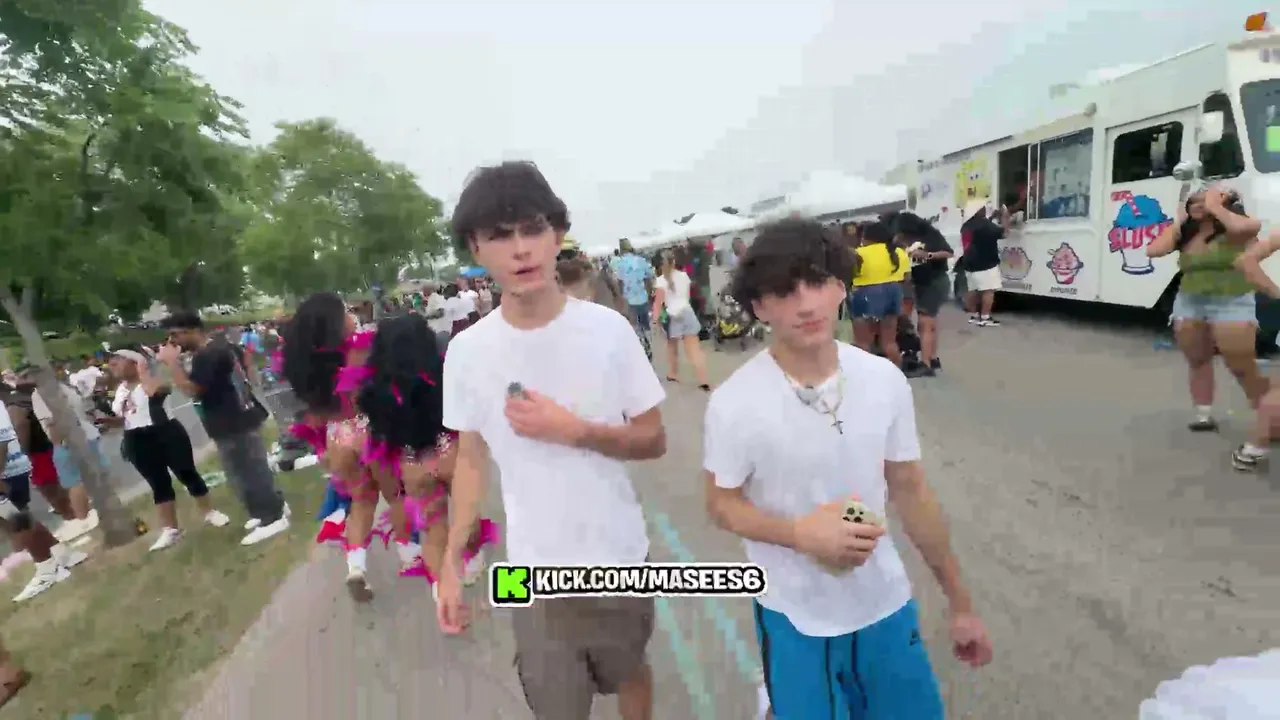LIVE @ CARIBANA