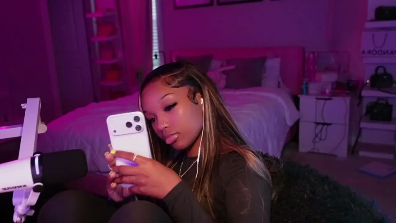 Zariyah Young In Lifestyle | Keilee Sumner in Windy |Road to 22k|