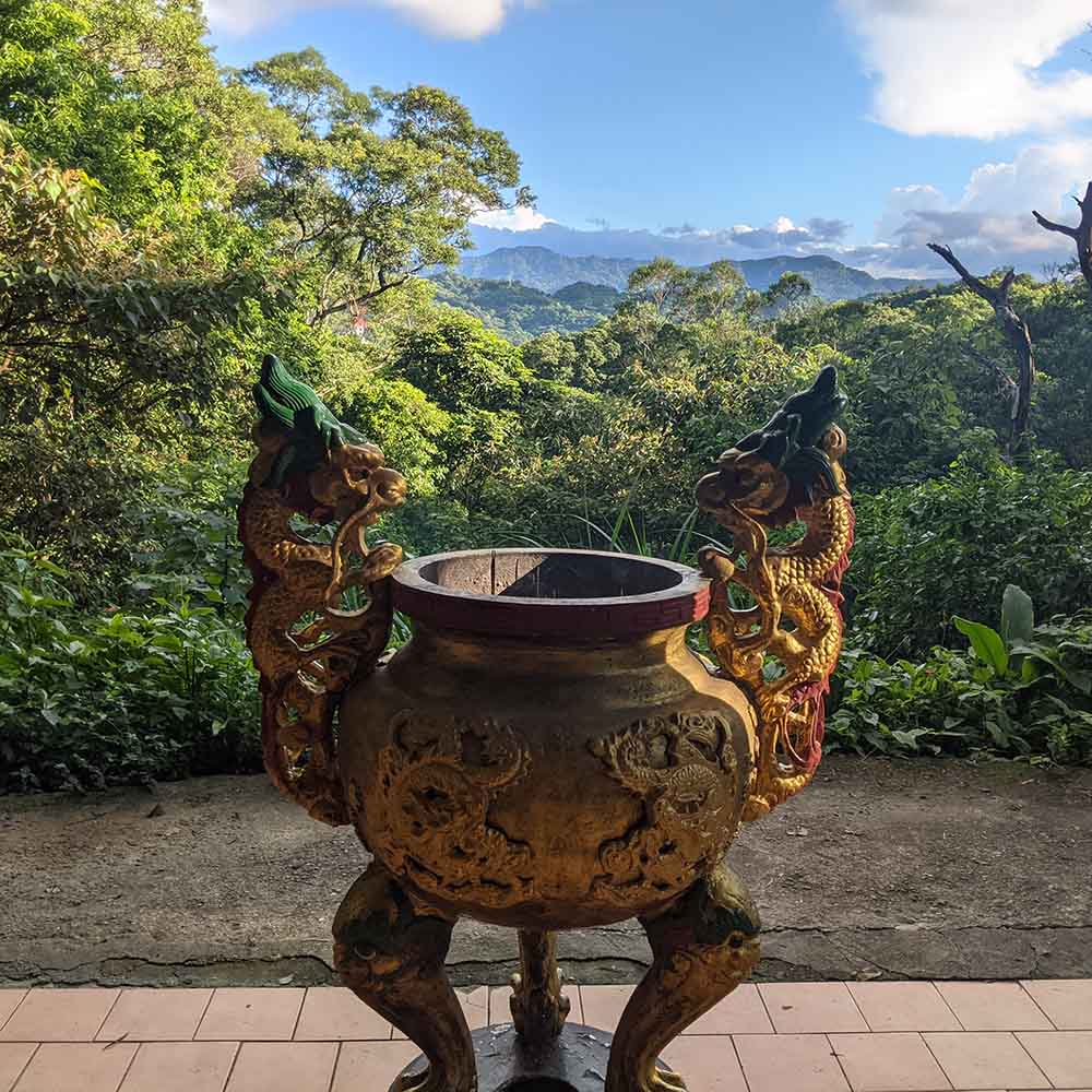 Exploring Elephant Peak in Taipei
