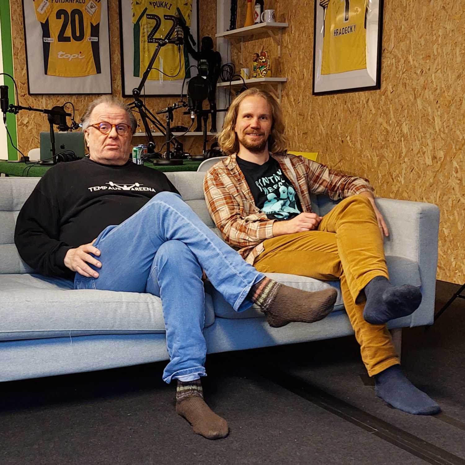Jakso 26: Huumoribändit - voiko niitä ottaa vakavasti? Tapio Liinoja ja Kimmo Numminen