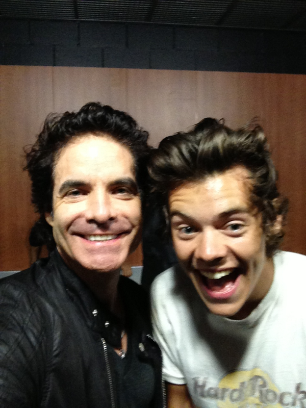 The @onedirection @harry_styles show was great! Had to leave slightly early due to exhaustion. http://t.co/GC3wwsQu0x