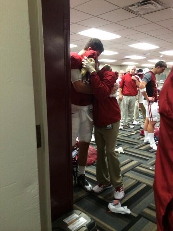 Loved spending my last moment as a crimson tide player with my boy @astarr193 in the locker room after the game. http://t.co/iEYbGJBjBd