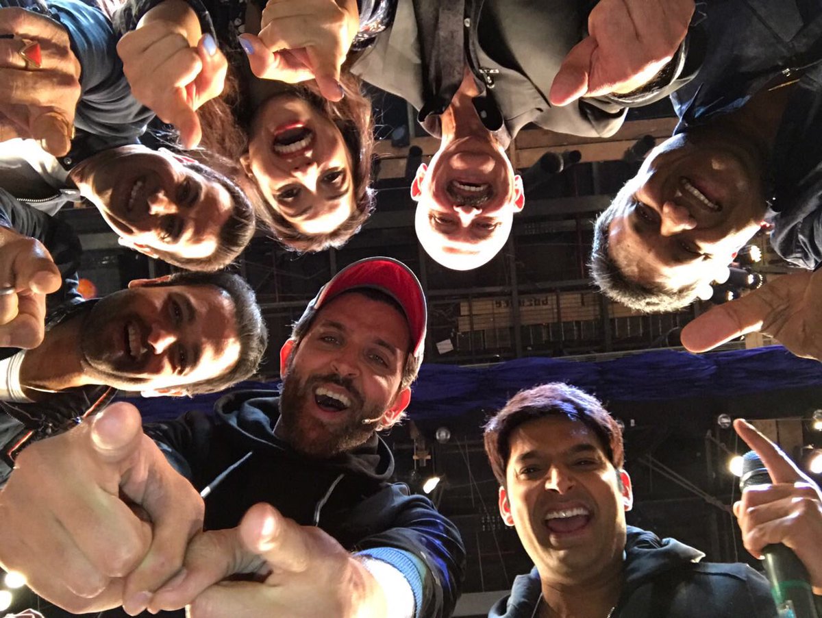 And the success party continues at @KapilSharmaK9 'S spectacular show. What an evening of fun and laughter. 😀😀😀 