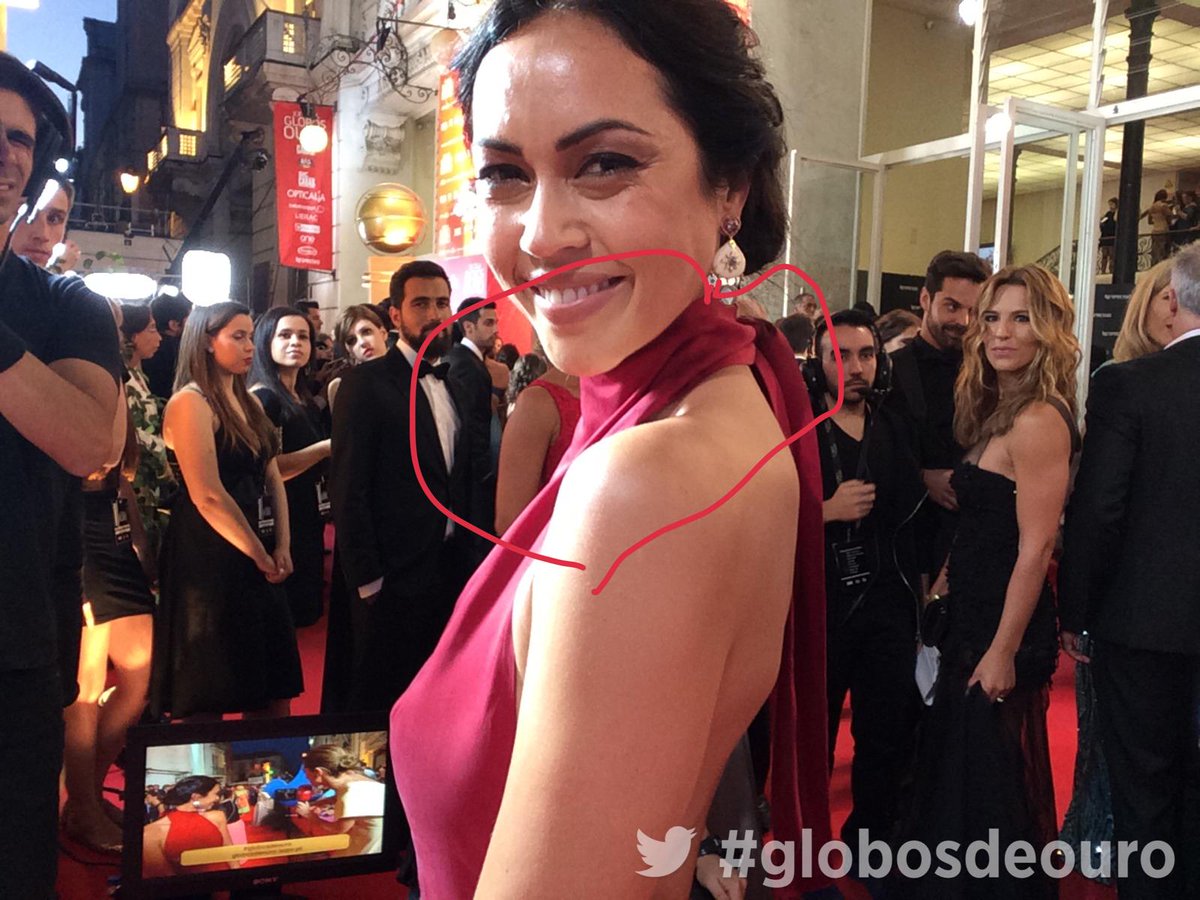Em directo #passadeiravermelha #globosdeouro http://t.co/ijy3B02RUN