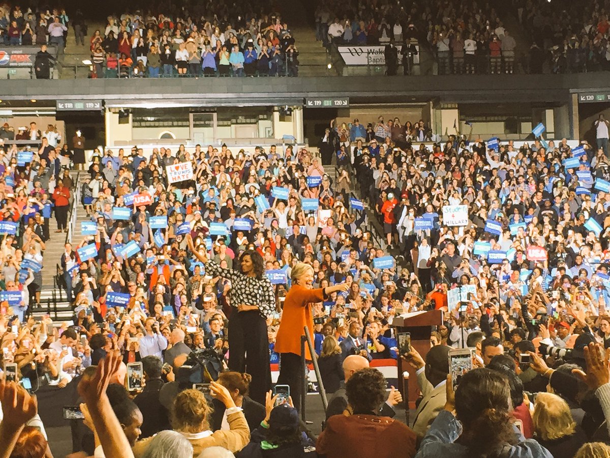 I've covered a lot of political rallies - I haven seen many where the crowd was THIS excited. 