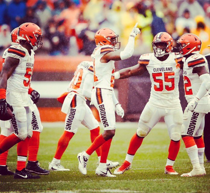 “Offense y’all up! Defense we Dat way, Water on me” 