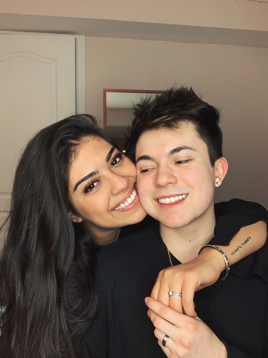 soooo we’re engaged :) 