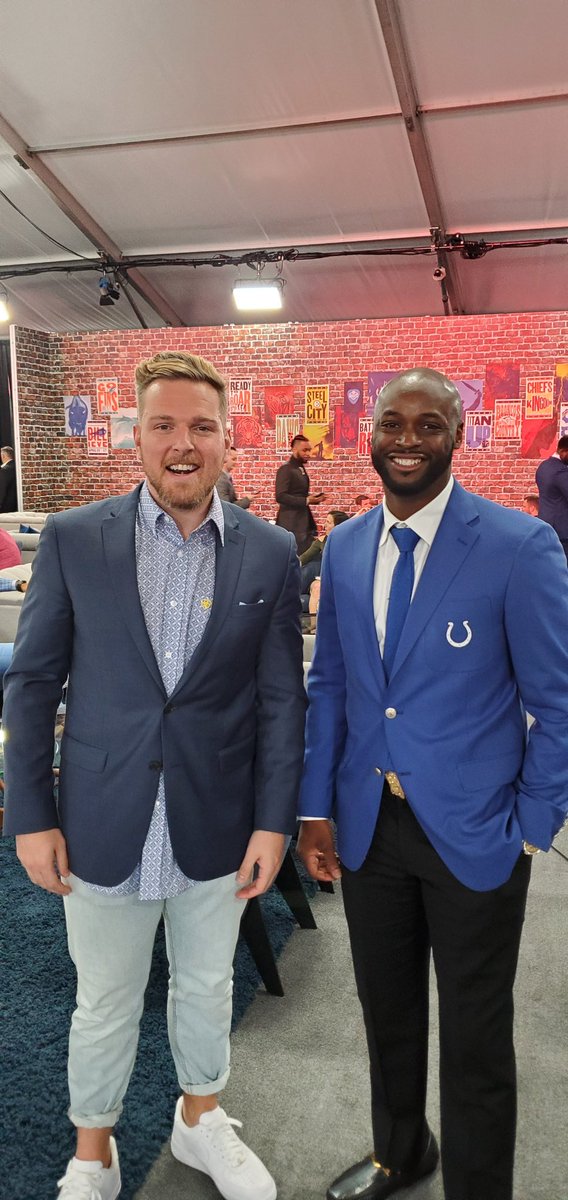 OHHH WHAT A NIGHT!!!!  @PatMcAfeeShow @Colts #coltsnation #2019NFLDraft 