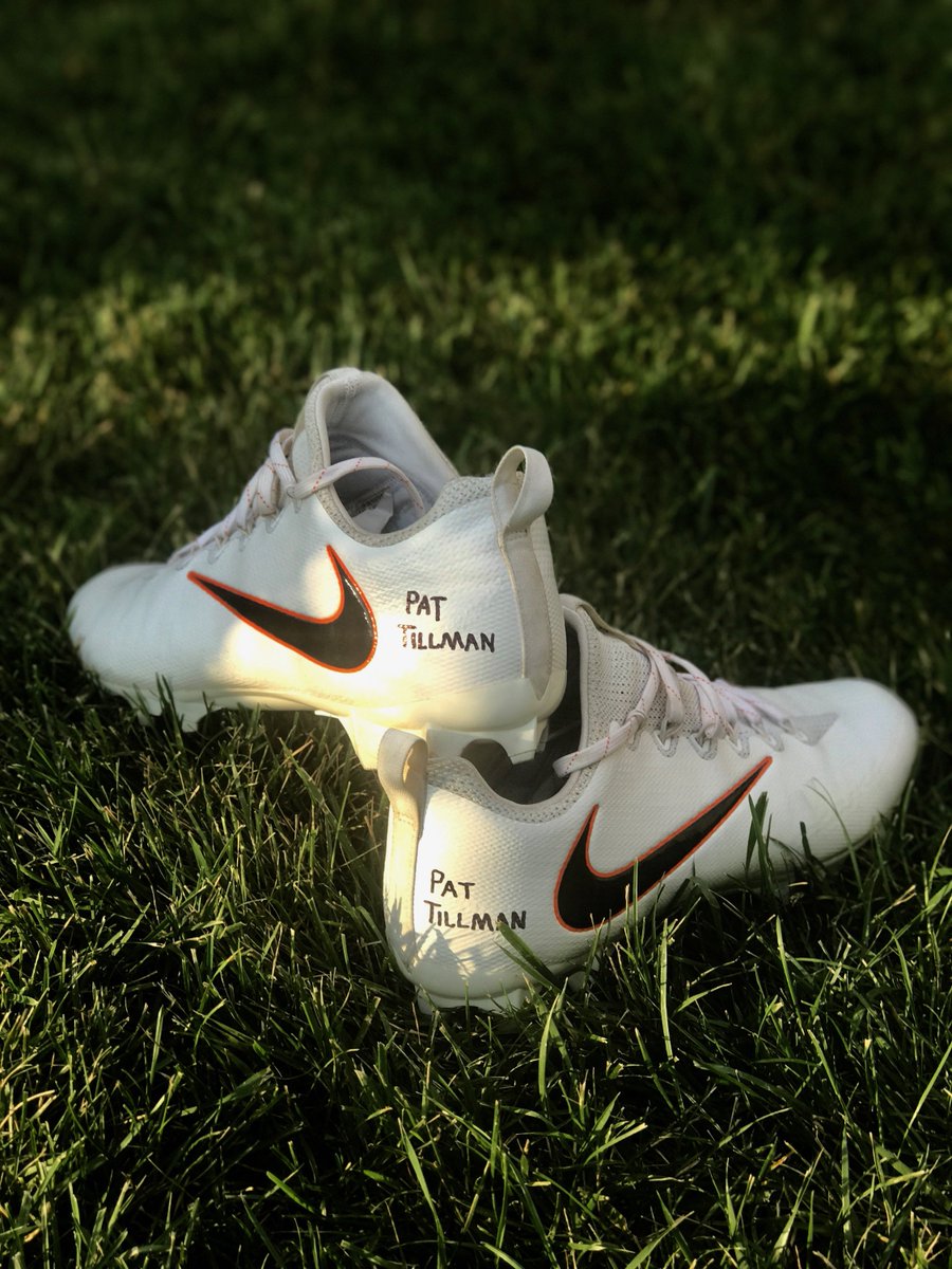 My cleats for tomorrow's game and my reason why I stand for the National Anthem. Pat Tillman. For more info, go here https://t.co/7qRA8pwB8G 