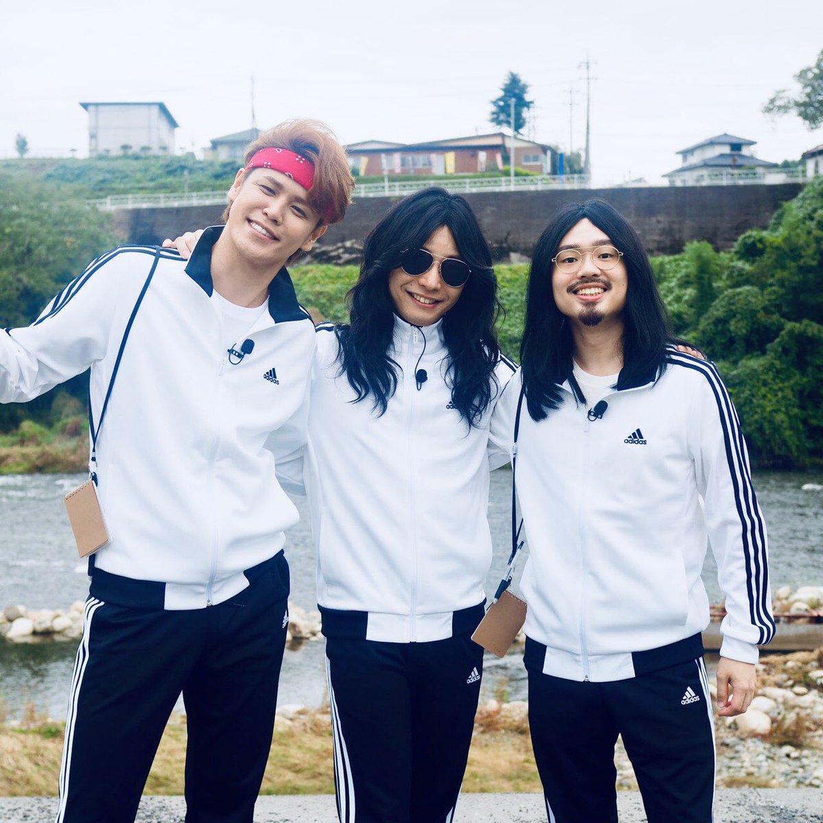 ニセの曲作りに微力ながら参加したよ。注目の新人、マモちゃんと一緒にね。
この模様は12/19発売の星野源くんのニューアルバム「POP VIRUS」
初回特典収録のドキュメンタリー
「ニセ明と、仲間たち」に収録されるそうだよ。よろしく頼むよ。
ウソノ晴臣より。

#細野さん
#尊敬しています 