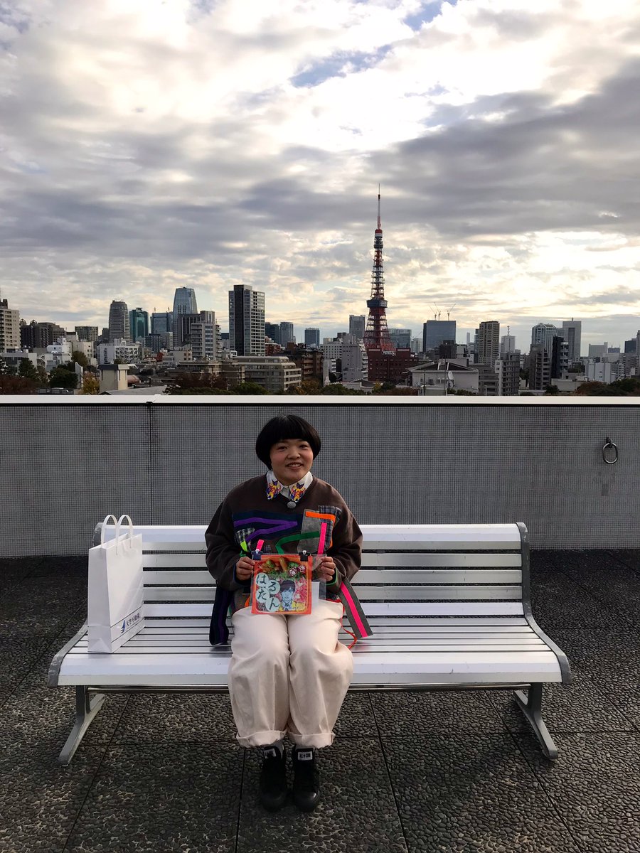 1/9
かりそめ天国見てねー🥳
おっさんずラブロケ地巡りに行く私得でしかない最高の仕事だったんだよ👯‍♀️他の仕事じゃ見られないくらいテンション上がりましたね😍 
